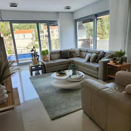 Vila Helena